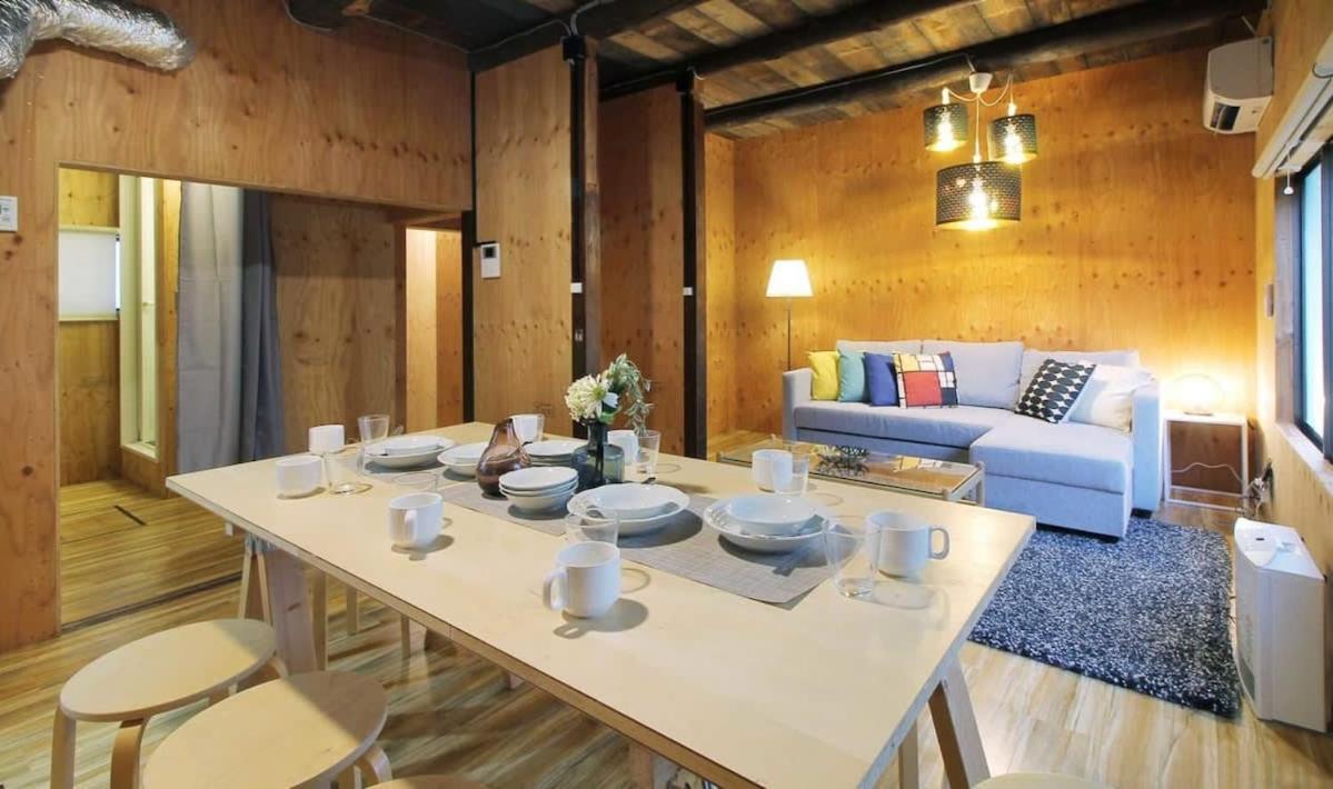 Nishikaniya - Large Apartment 10Mins Walk From Hiroshima Station Екстер'єр фото