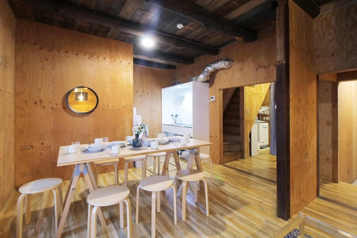 Nishikaniya - Large Apartment 10Mins Walk From Hiroshima Station Екстер'єр фото